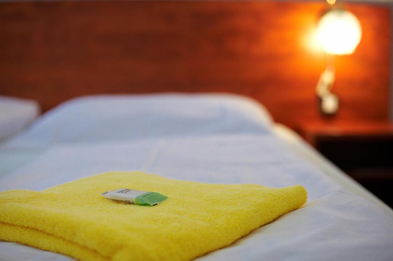 Wellness Hotel Central Klatovy Esterno foto
