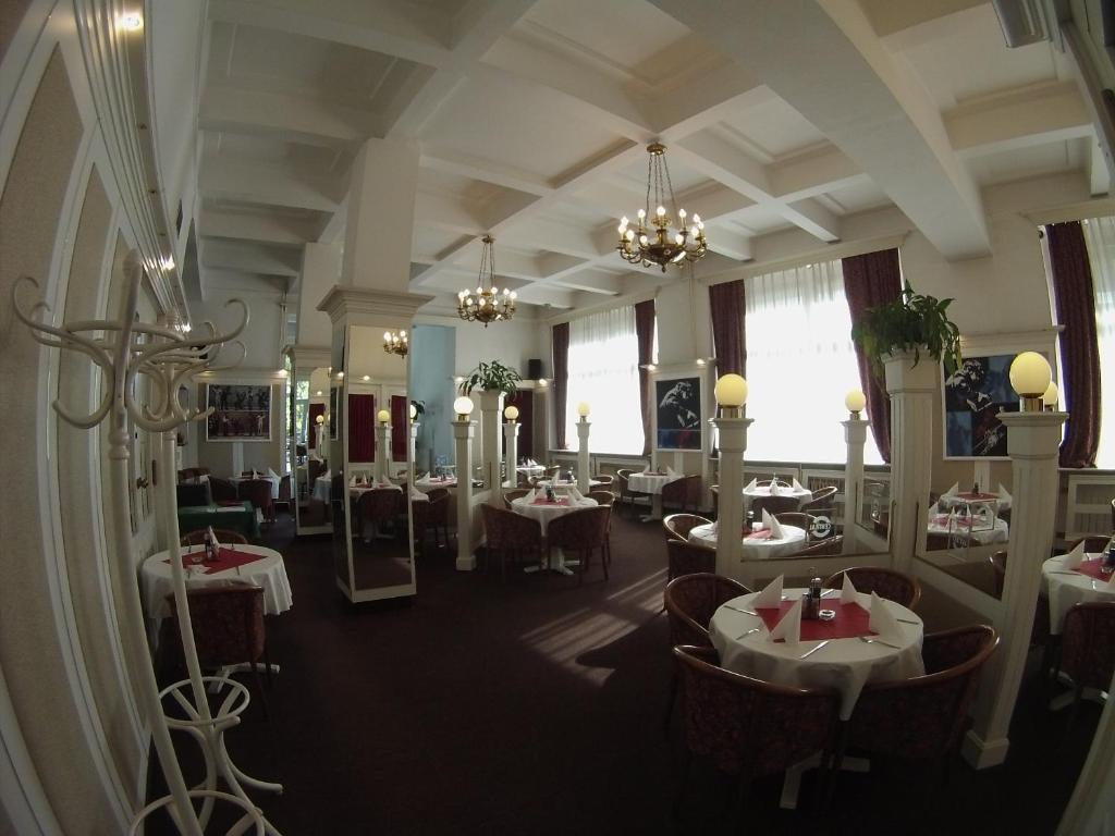 Wellness Hotel Central Klatovy Esterno foto