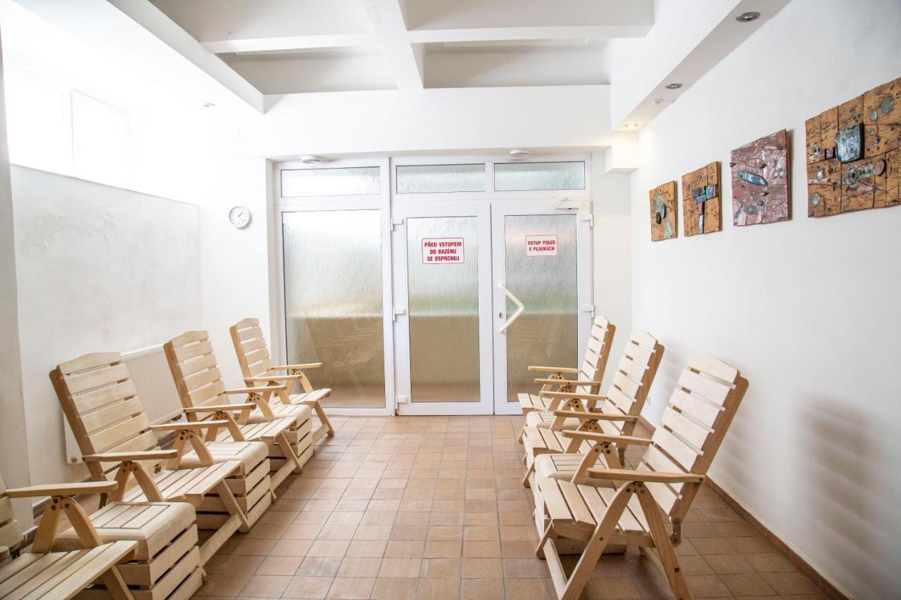 Wellness Hotel Central Klatovy Esterno foto